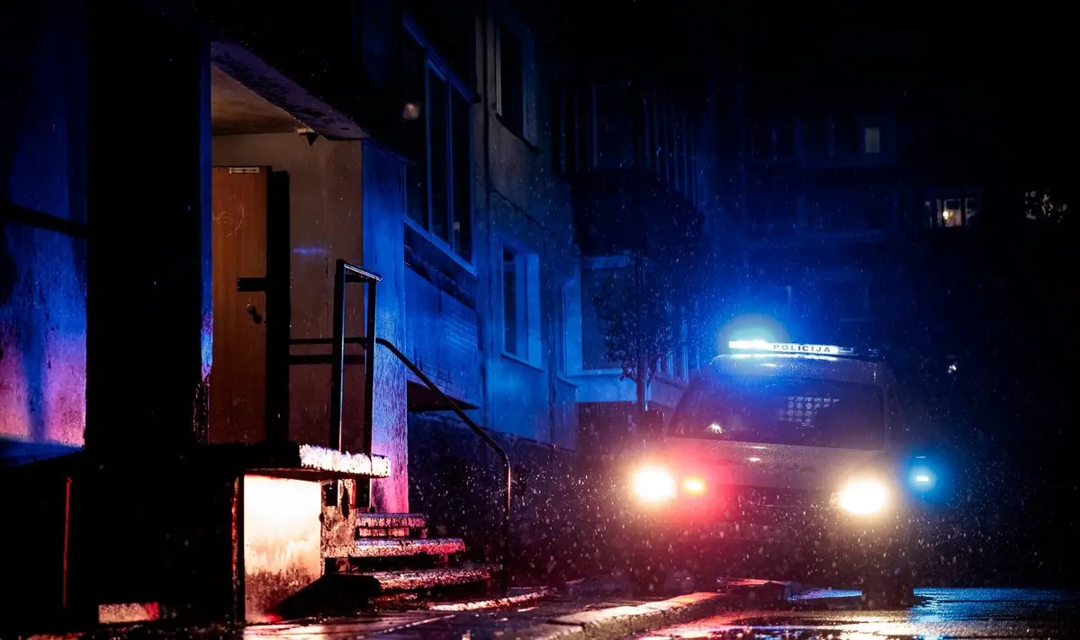 „TikTok“ transliaciją stebėję žmonės sunerimo ir iškvietė policiją: štai ką pareigūnai rado vietoje