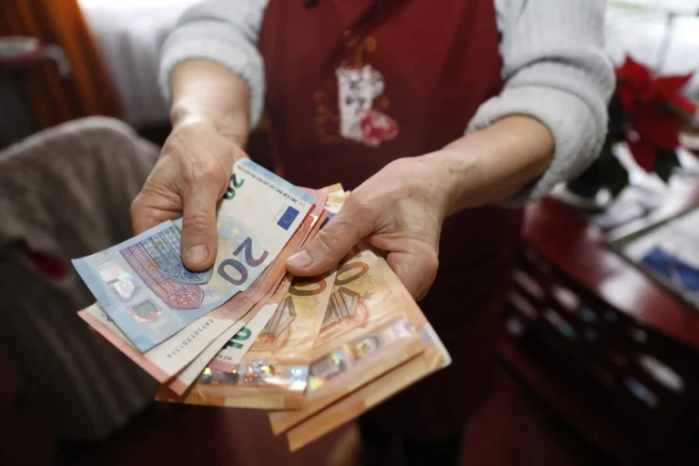 Senjorams – gera žinia: Sinkevičius žada didesnes pensijas jau kitąmet