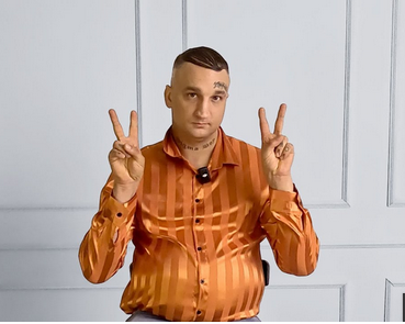 Po pralaimėtos bylos „TikTok“ žvaigždė Maybachas įsiuto: „Nueisiu į teismą ir ten prišiksiu“