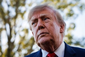 Trumpui – teismo ultimatumas: privalės padaryti tai, ko vengė