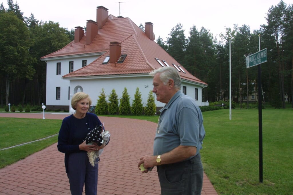 Prezidentas V.Adamkus Turniškėse.<br>LR archyvo nuotr.